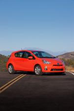 Toyota Prius C 2011 года